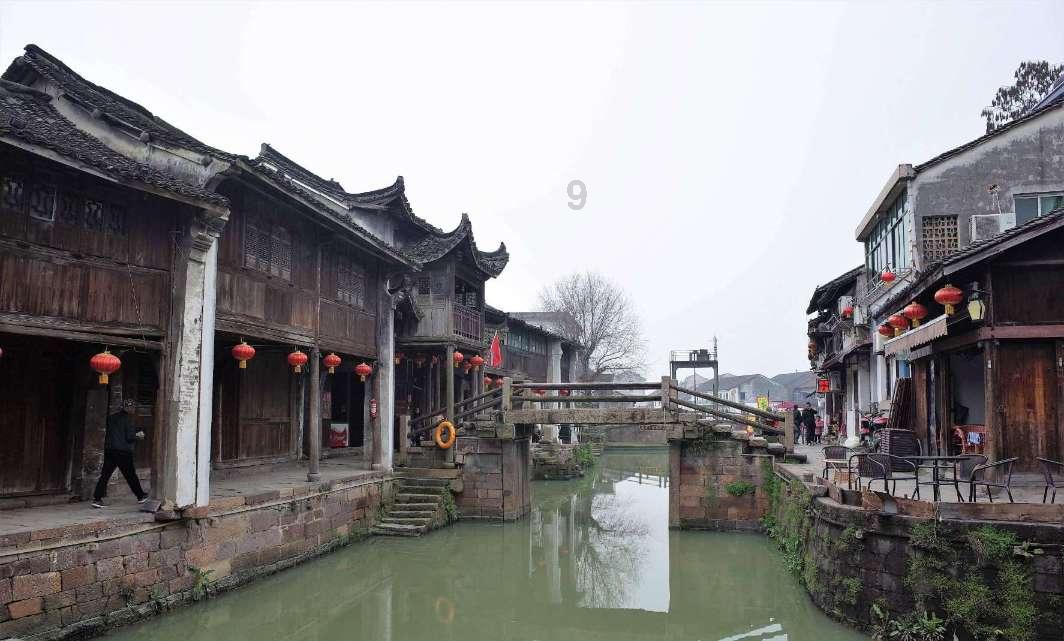 申军谊抛妻弃子与贾妮同居，被女儿痛恨20年，如今晚年过得如何？游戏画面
